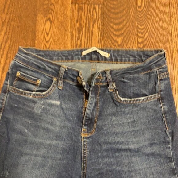 High Rise jeans 🌸 - Picture 3 of 5